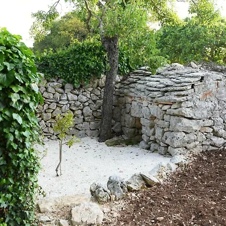 Trullo Barratta Semesterbostad *